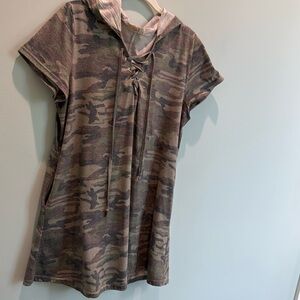 Camo pool coverup size XL